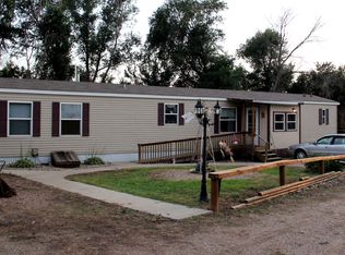411 W 2nd St, Oacoma, SD 57365