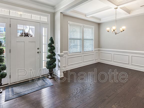 5th image of 9604 Rayneridge Dr