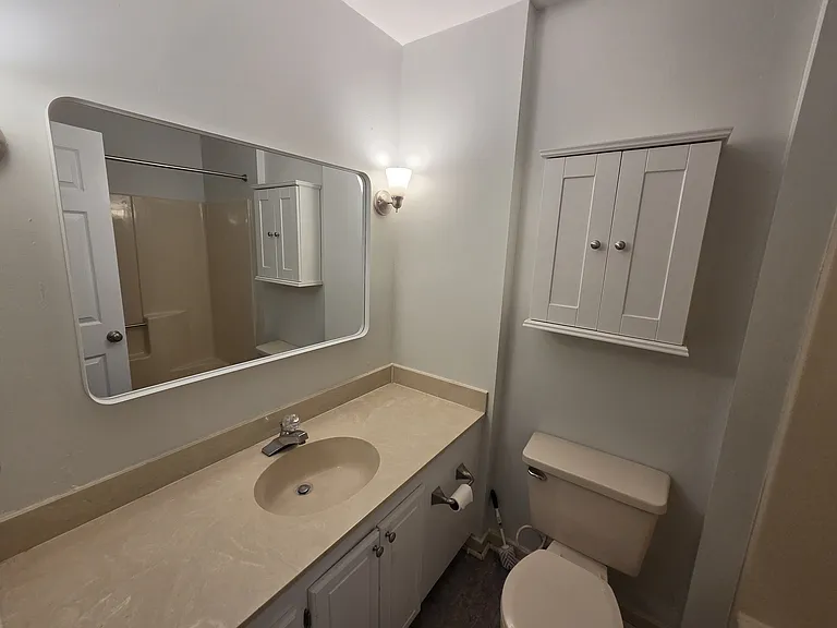 Edgewood Pl — Photo 12