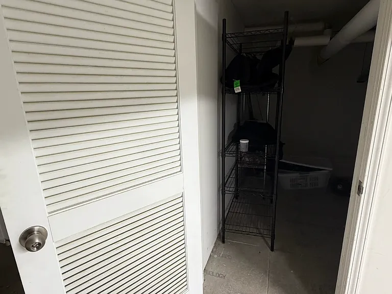 541 W Brompton Ave #3N — Photo 33