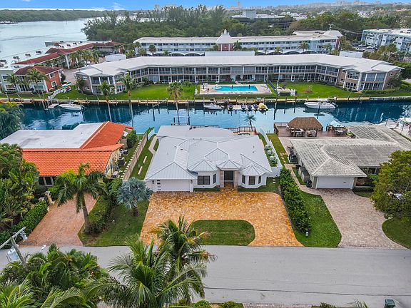 4th image of 680 NE Harbour Drive