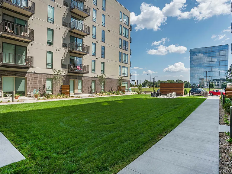 Indigo Apartments — Photo 27