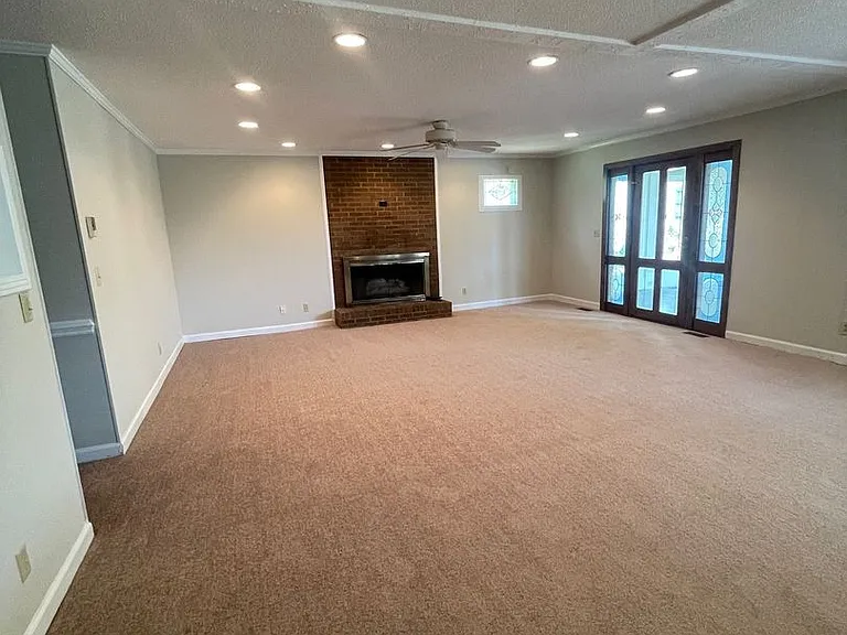 2902 Tramway Rd — Photo 4