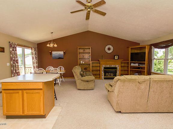 5th image of 9416 Northwind Dr