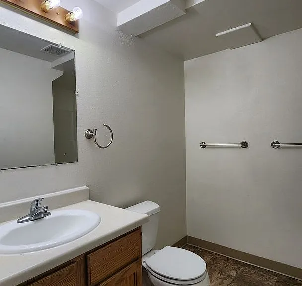 1740 W Sussex Ave #A & B — Photo 7