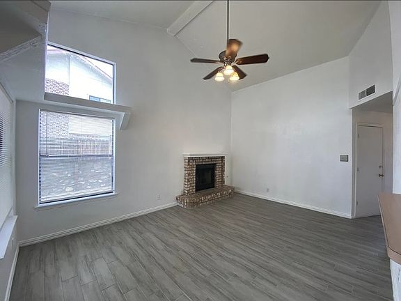 3rd image of 7634 Medano Dr