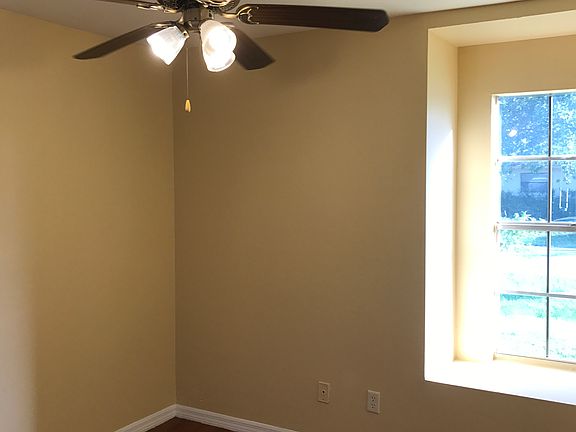 4th image of 8351 Pennsylvania Blvd