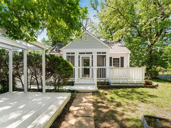 1 E Magruder St, Sandston, VA 23150