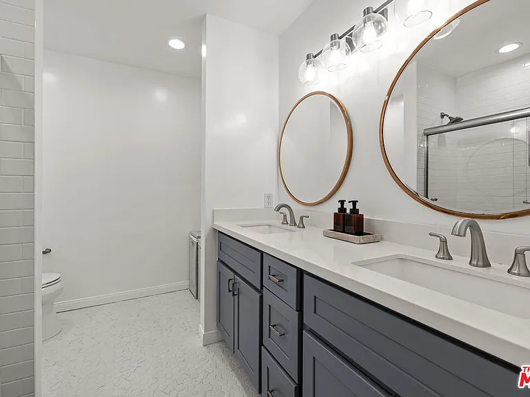 5651 Windsor Way #101 — Photo 15