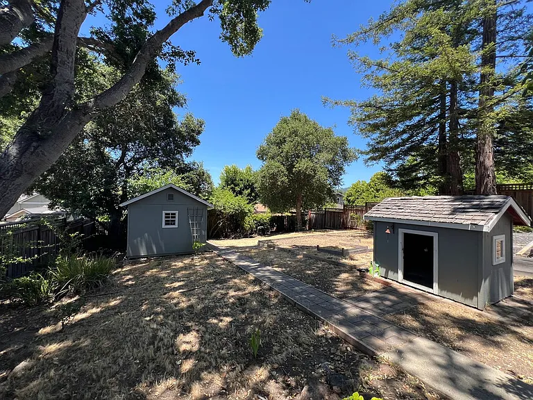 217 Sunset Ter — Photo 23