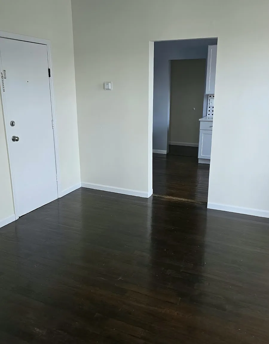 2 bed, $1,900 — Photo 1