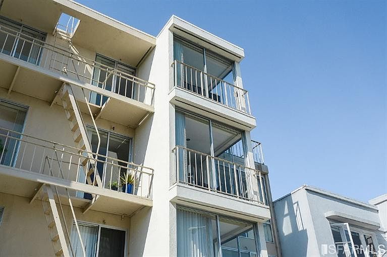 1st image of 470 Collingwood St APT 6