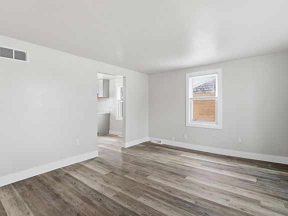 2nd image of 133 W Peckham St