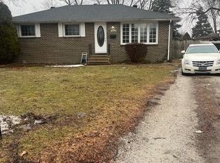 3090 Peace Ct, Windsor, ON N8T 2J4