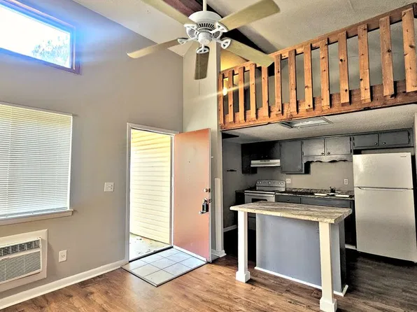 Apartment 1br/1ba, 1423 Ascent Trl NW APT B, Huntsville, AL 35816