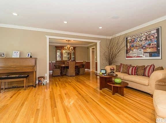 4th image of 57 Beaumont Dr
