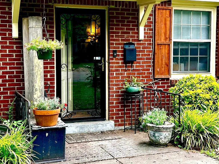499 Philwood Cv — Photo 12