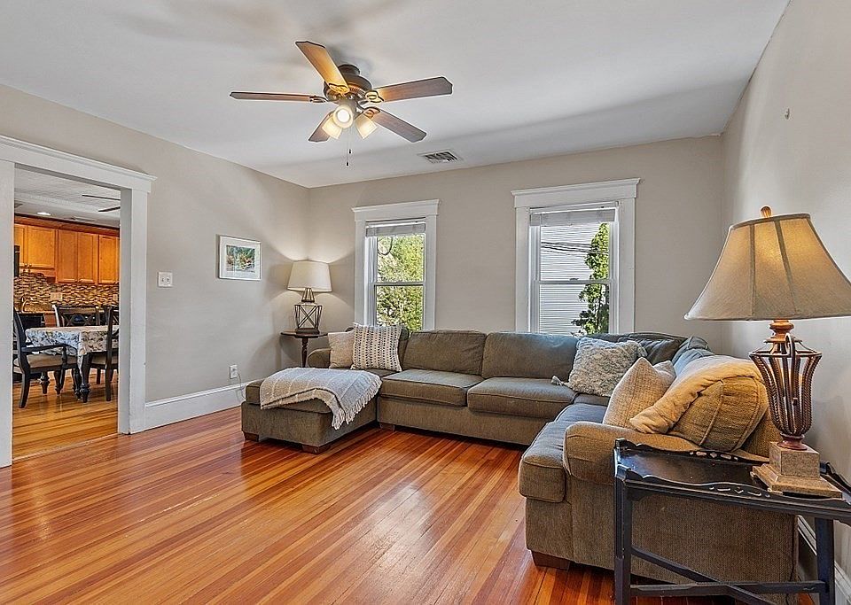 30 Maple Ave, North Andover, MA 01845 Zillow