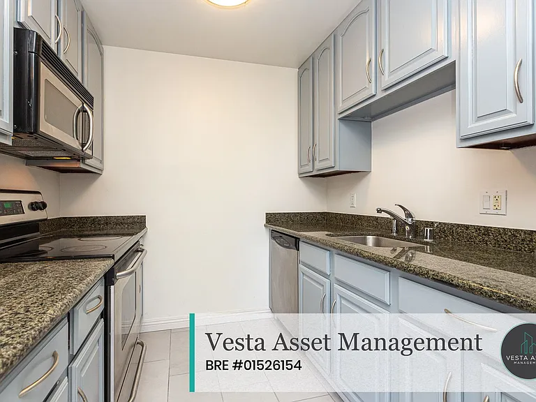730 Anza St — Photo 7