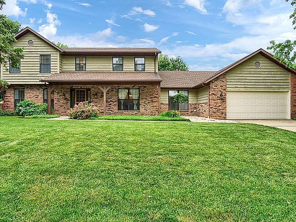 2nd image of 1009 Ramblewood Dr