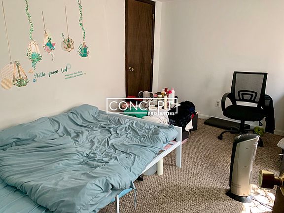 2nd image of 10 Shepard St