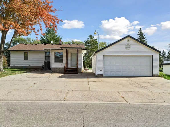 15601 Martin Ave, Burnsville, MN 55306