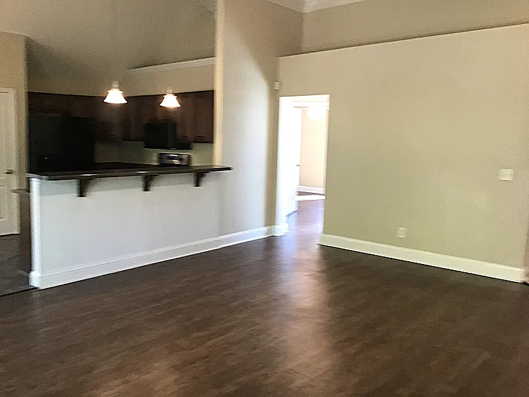 192 Aquinnah Dr — Photo 5