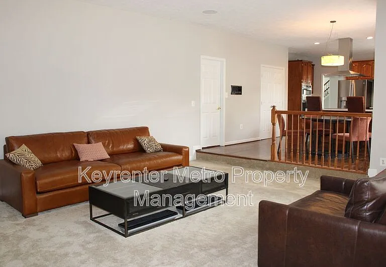 1614 Albert Dr — Photo 31