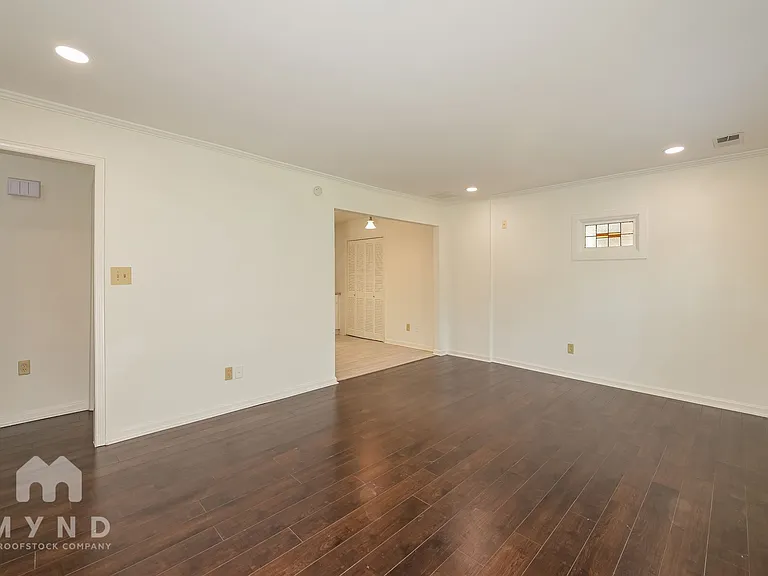 305A Franklin Rd NE #A — Photo 8