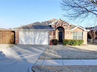 10416 Hogan Dr, Benbrook, TX 76126
