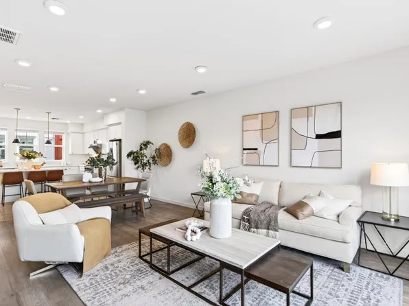 817 Galt Ter #4, Sunnyvale, CA 94085