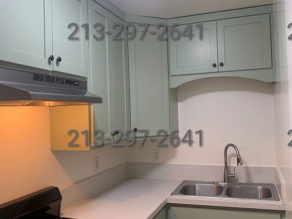 4th image of 680 S Catalina St APT 10A