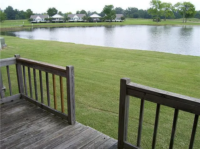 2 bed, 2.5 bath, 1187 sqft, $1,400 — Photo 2