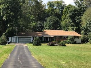 285 Sleepy Hollow Dr, Franklin, PA 16323