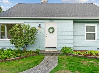 1458 SW 152nd St, Seattle, WA 98166