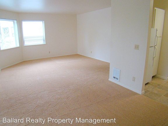 5th image of 8315 5th Ave NE APT 303