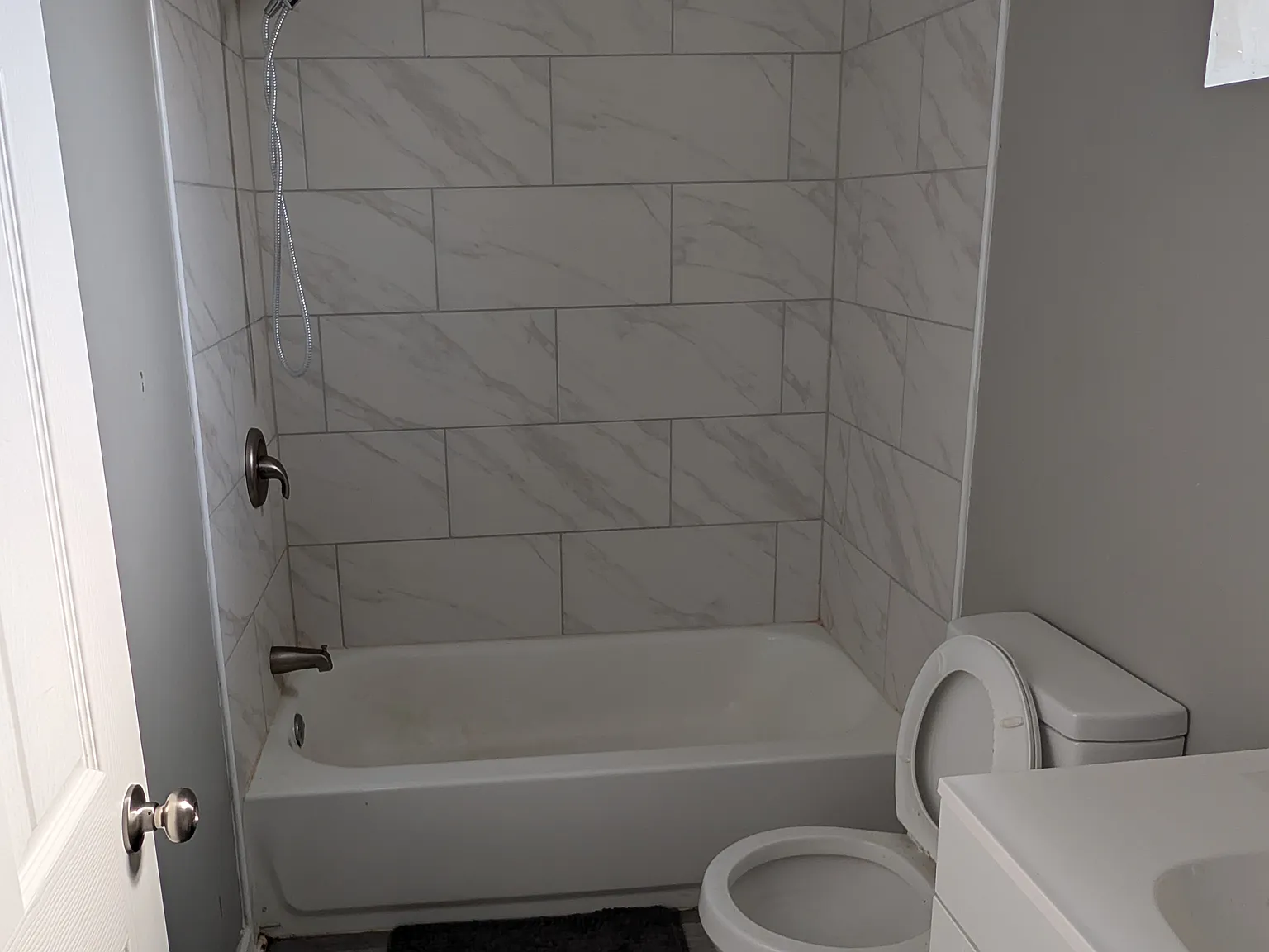 205 W Breckinridge St — Photo 3