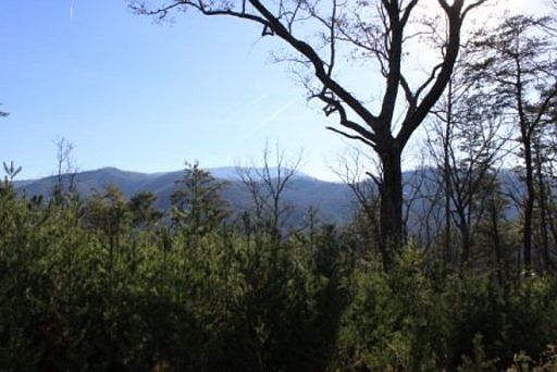 1st image of Cloud View Dr