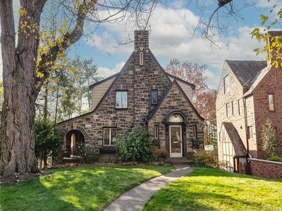 119 Crescent Dr, Pittsburgh, PA, 15228