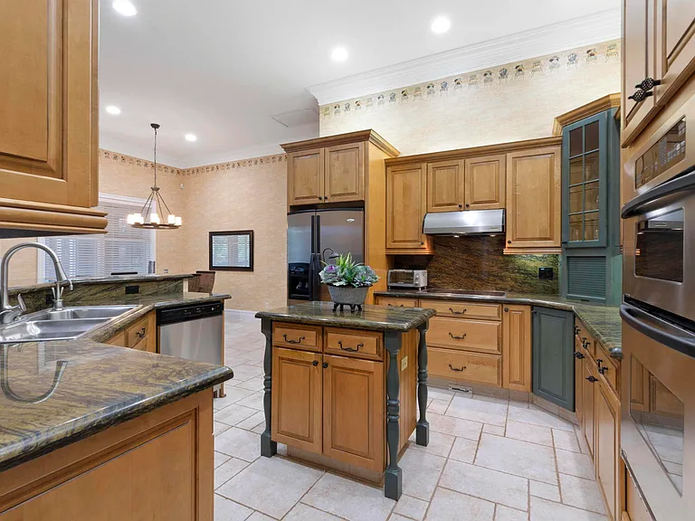 1321 Pelham Rd — Photo 15