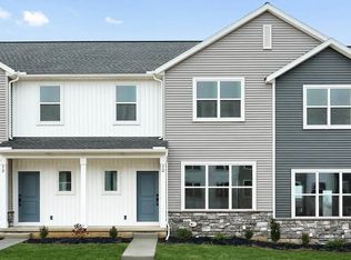70 N Conifer Dr, Elizabethtown, PA