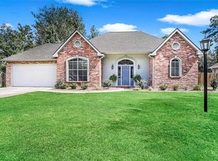 470 Laurelleaf Ln, Covington, LA 70433