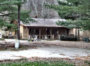 1320 Sawmill Rd, Jeffersonville, KY 40337