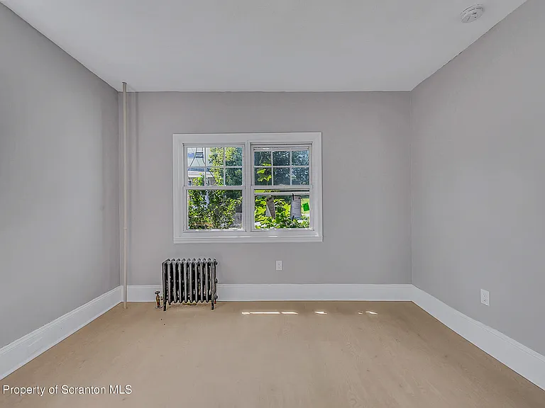 958 Ridge Ave #1 — Photo 6