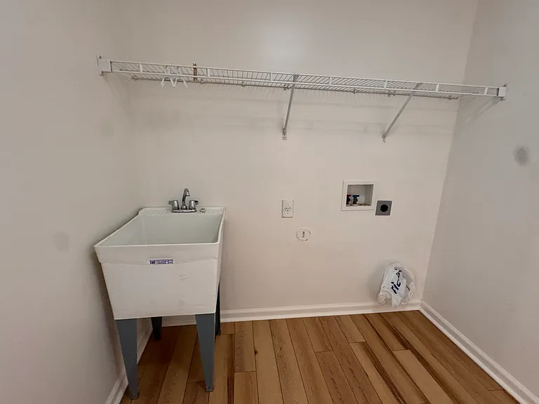 8175 Grant Park Ave — Photo 13
