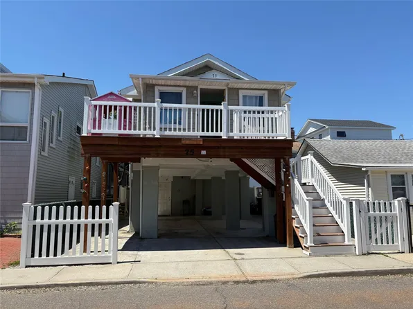 75 Wisconsin Street, Long Beach, NY 11561