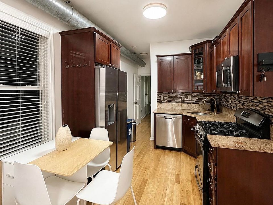1st image of 83 Maple St APT 2L