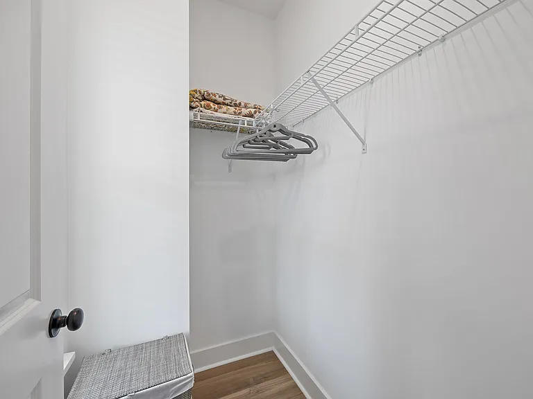 712 Rumbling Leaf Ln — Photo 38