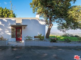 13745 3/4 Mulholland Dr, Los Angeles, CA 90210