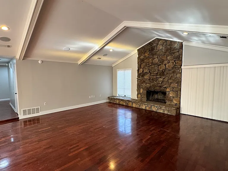 2302 Hawksmoor Pl — Photo 6